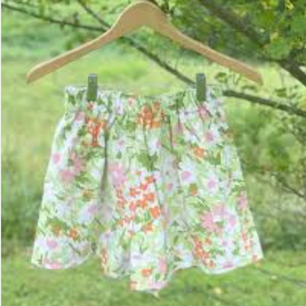 Sontans Floral Back Pocket Pull On Shorts Size Small